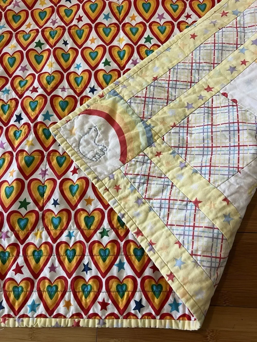 Vintage Handmade Childs Baby Quilt Rainbows Hearts Love Animal Patch Works Cotto